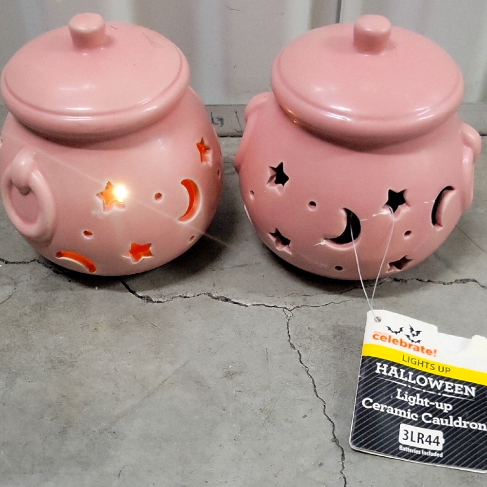 Halloween Pink Ceramic Cauldron Set.
